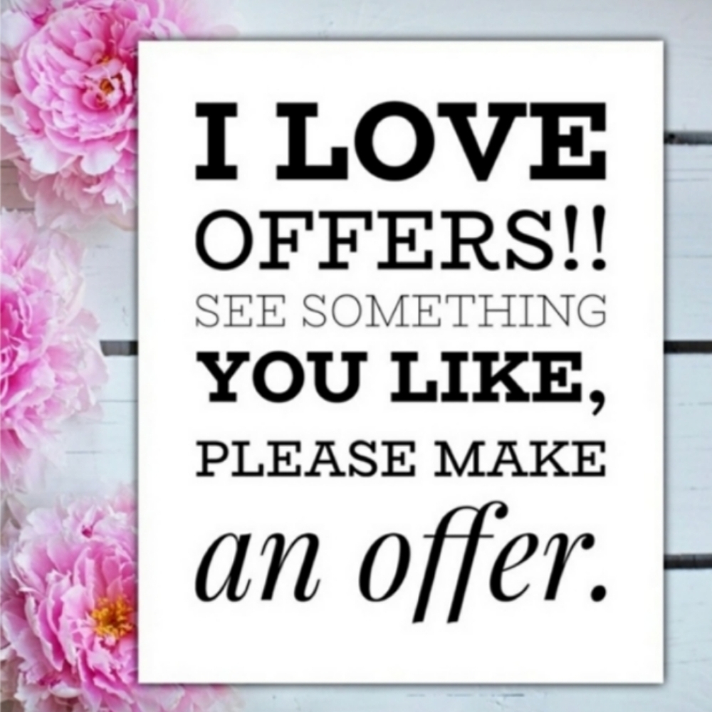 All reasonable offers accepted ☺️🌹🌸